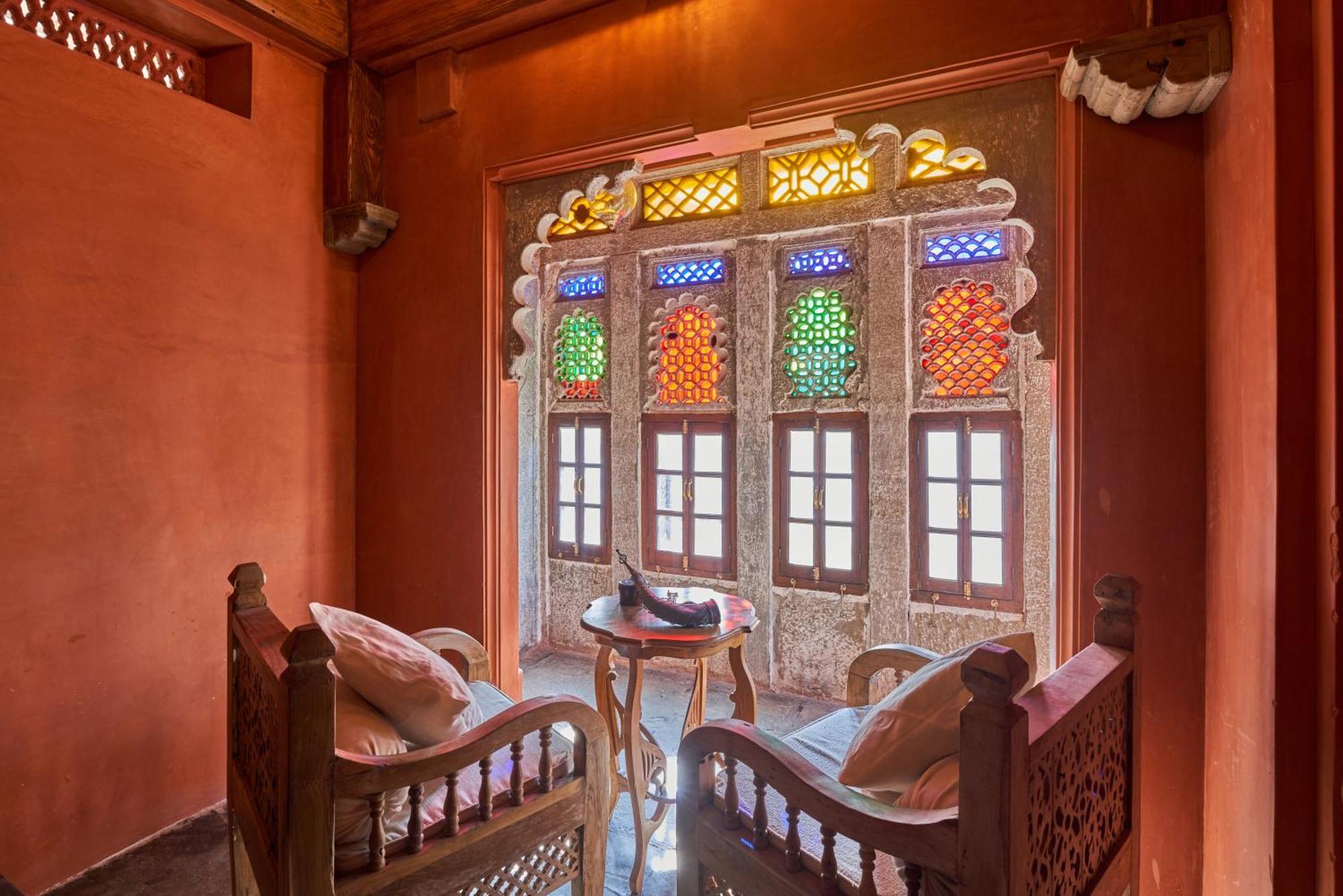 ホテル Kaladwas Lal Haveli ウダイプル エクステリア 写真
